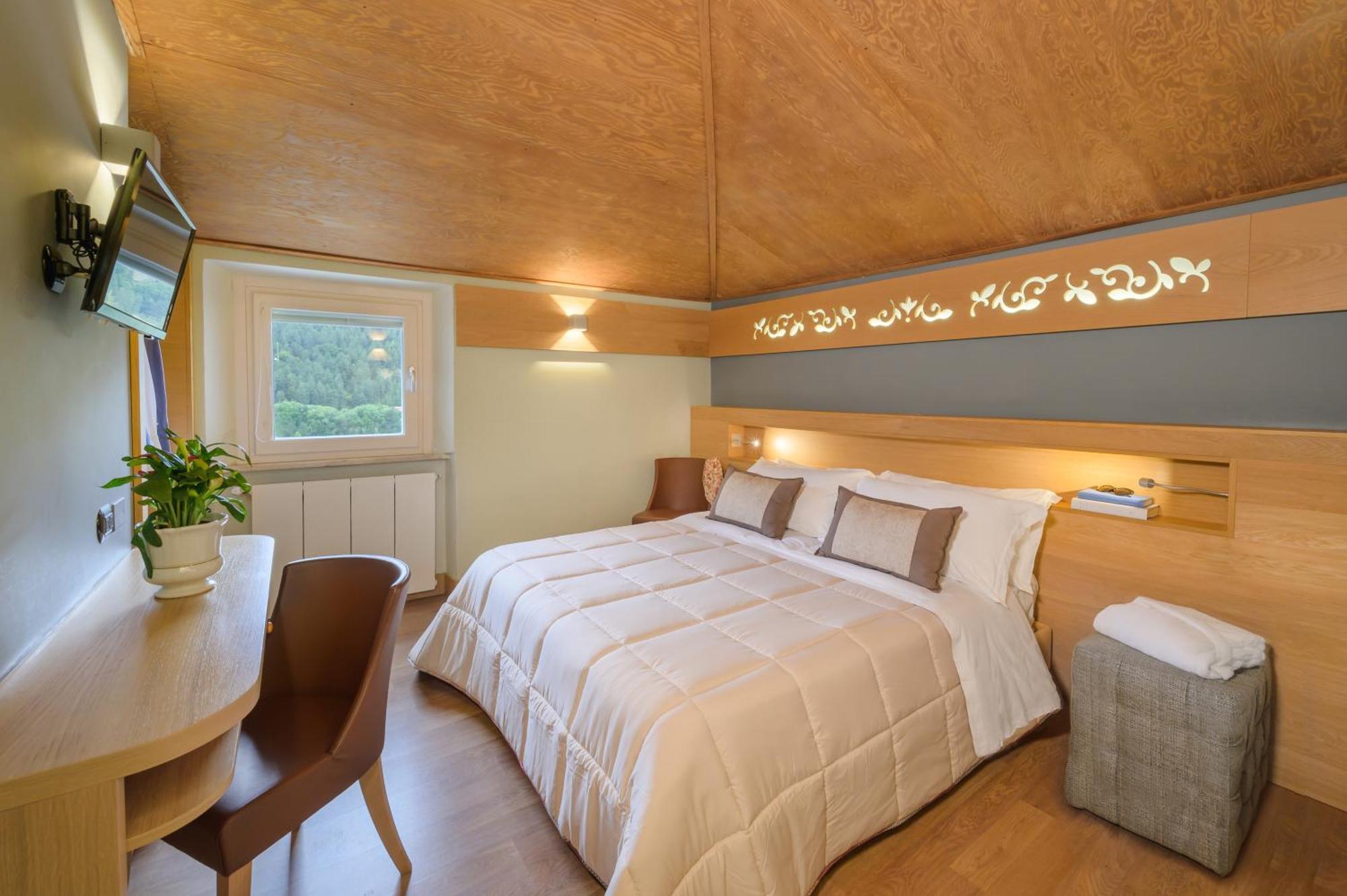 Ovindoli Park Hotel & Spa Bagian luar foto